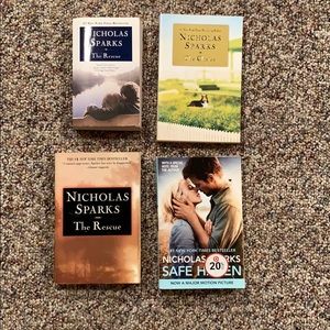 Bundle of Nicholas Sparks books